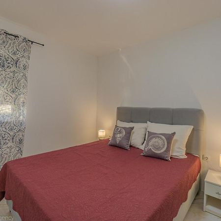 Ivica Super Comfortable, Newly Furnished Apartment In A Top Location Metajna Extérieur photo
